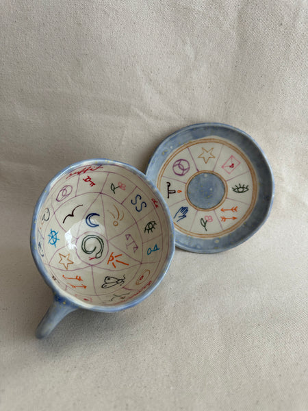 **Imparfaite** Tasse à thé de divination "Il suffit de demander" mauve