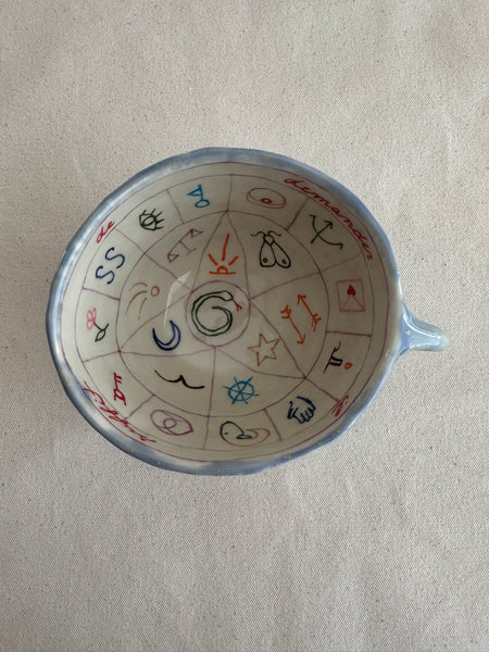 **Imparfaite** Tasse à thé de divination "Il suffit de demander" mauve