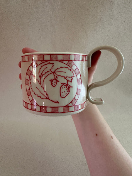 Tasse "Fraises" rouge confiture