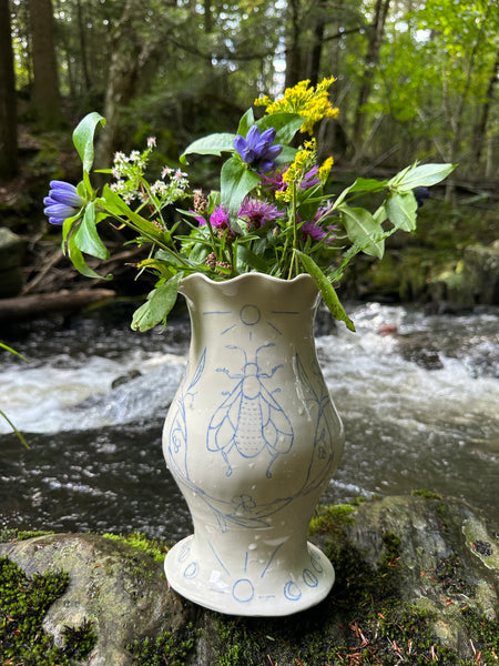 Vase "La chorale de l'abeille et du papillon"
