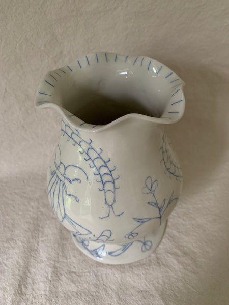 Vase "La chorale de la sauterelle, du mille-pattes et de la libellule"