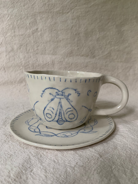 Tasse à thé "Le chant du papillon"