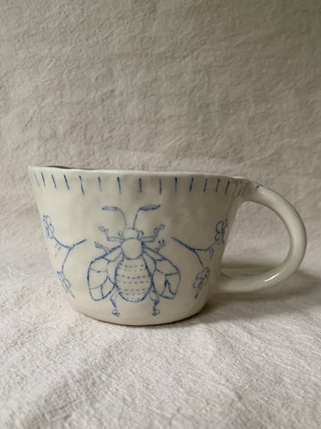 Grande tasse "Le chant de l'abeille"