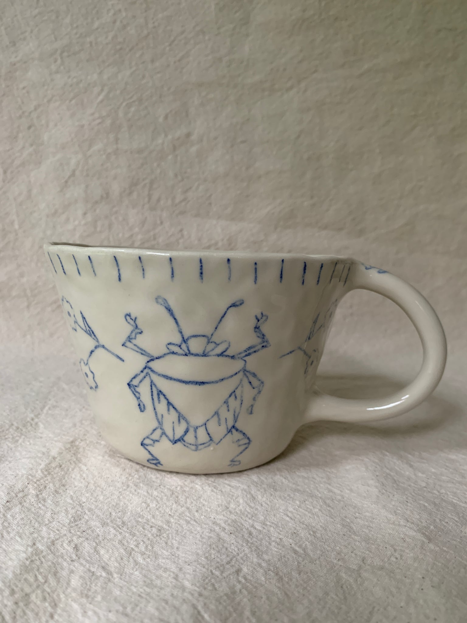 Grande tasse "Le chant du scarabée"